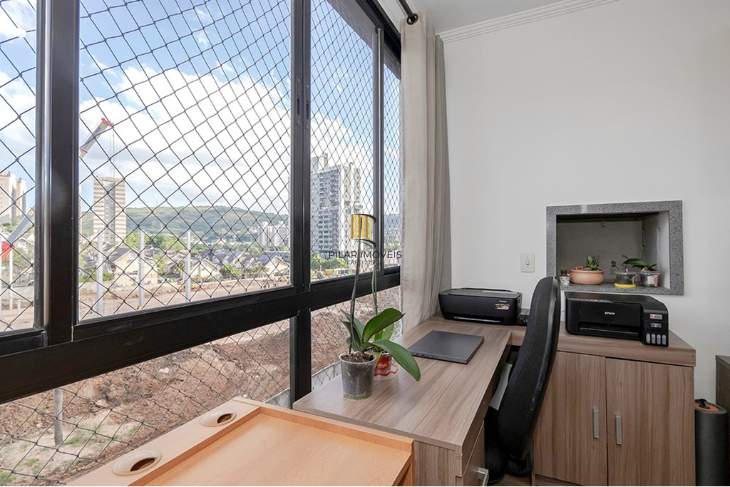 Apartamento 3 dormitórios no bairro Jardim Carvalho