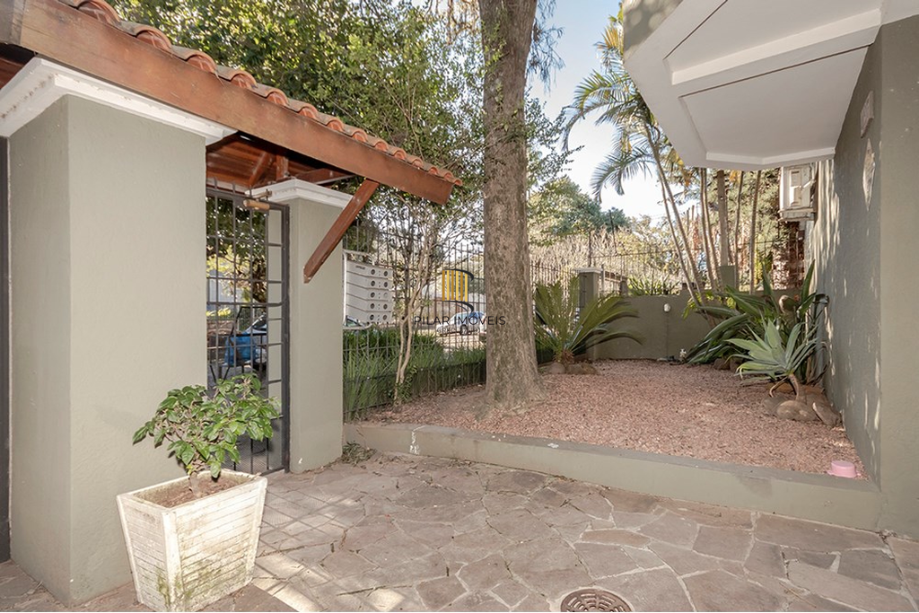 Casa de Condomínio 3 dormitórios no bairro Ipanema