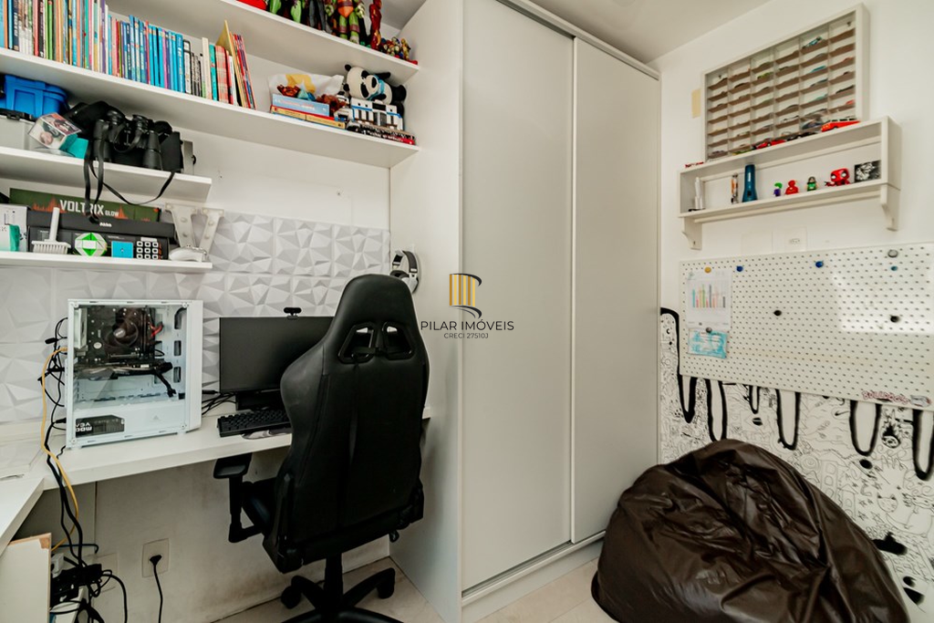 Casa 3 dormitórios no bairro Jardim Carvalho