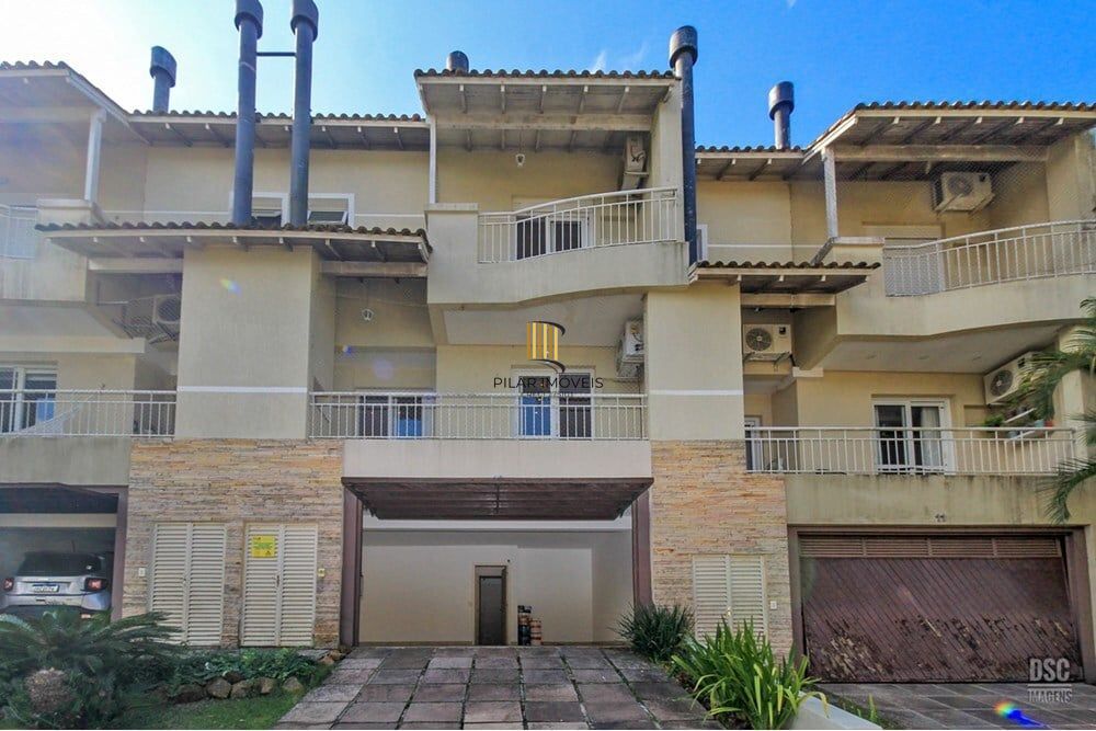 Casa de Condomínio 3 dormitórios no bairro Vila Conceição