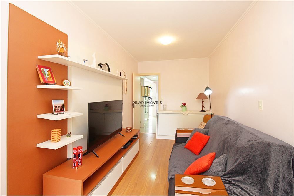 Casa 3 dormitórios no bairro Medianeira