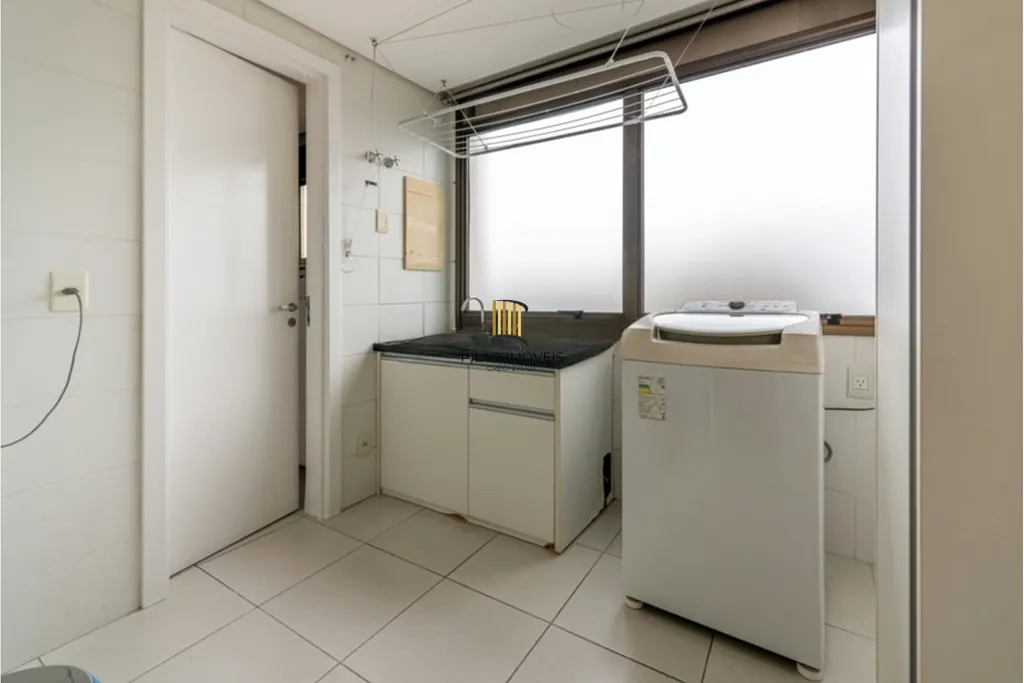 Apartamento 3 dormitórios no bairro Mont Serrat