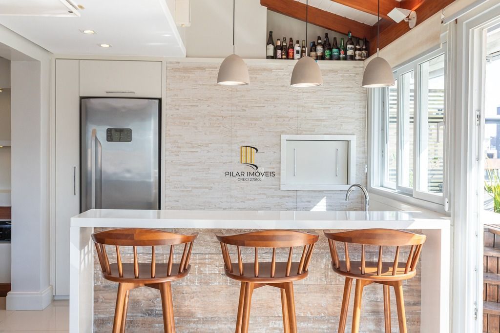 Cobertura 4 dormitórios no bairro Petrópolis