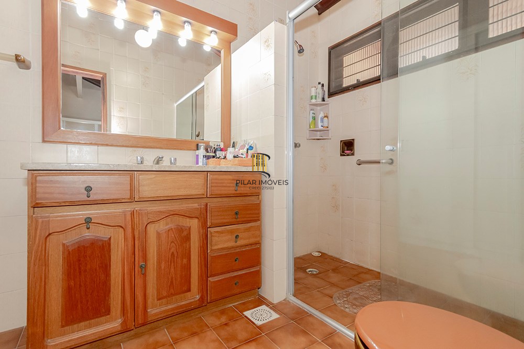 Casa 3 dormitórios no bairro Jardim Itu Sabará