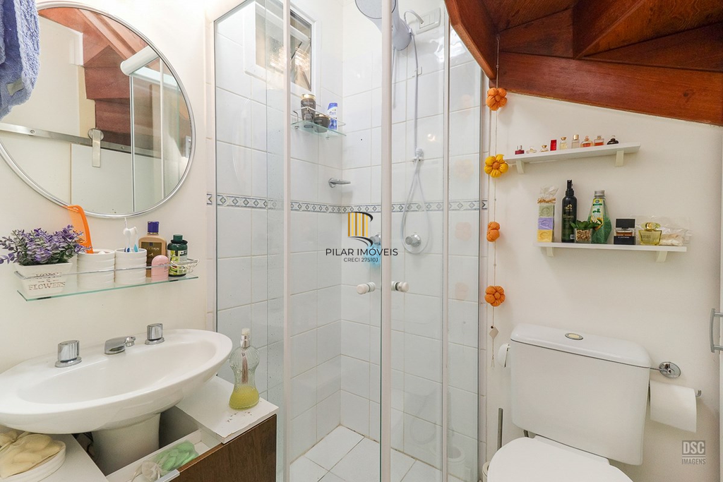 Casa de Condomínio 3 dormitórios no bairro Jardim Itu