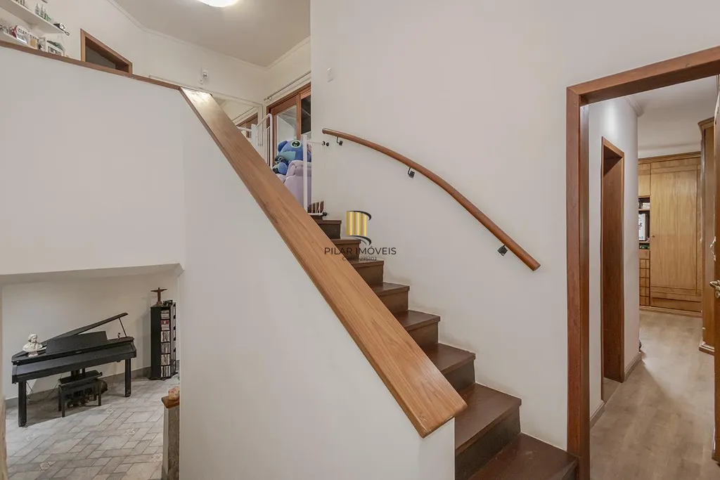 Casa de Condomínio 3 dormitórios no bairro Nonoai