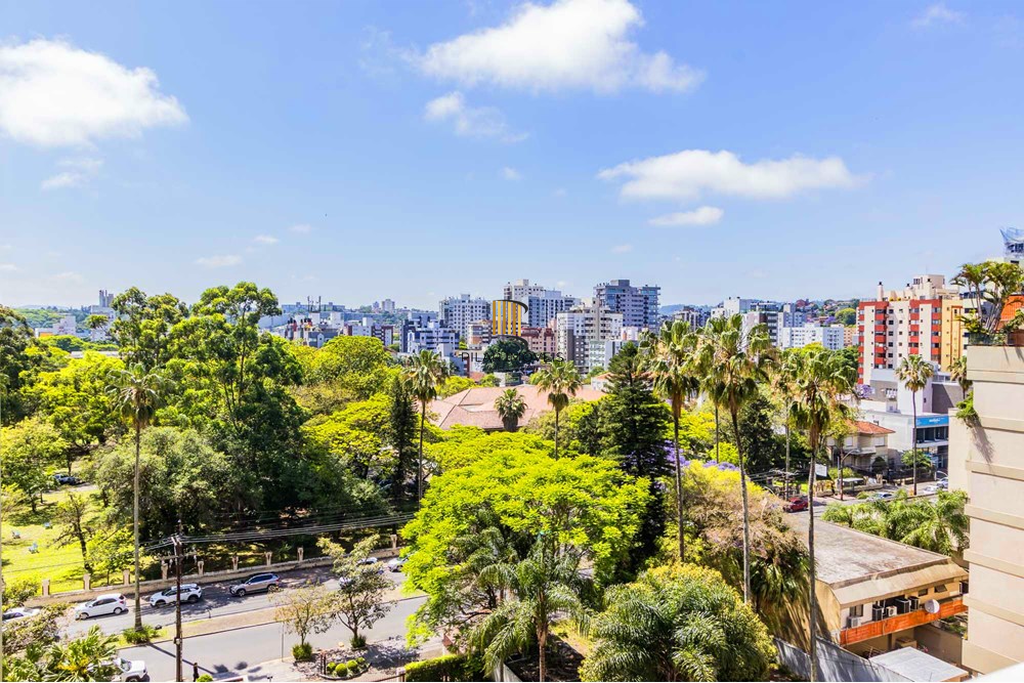 Apartamento 3 dormitórios no bairro Menino Deus