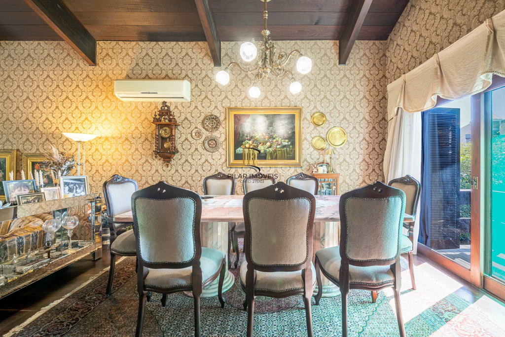 Casa de Condomínio 3 dormitórios no bairro Cavalhada