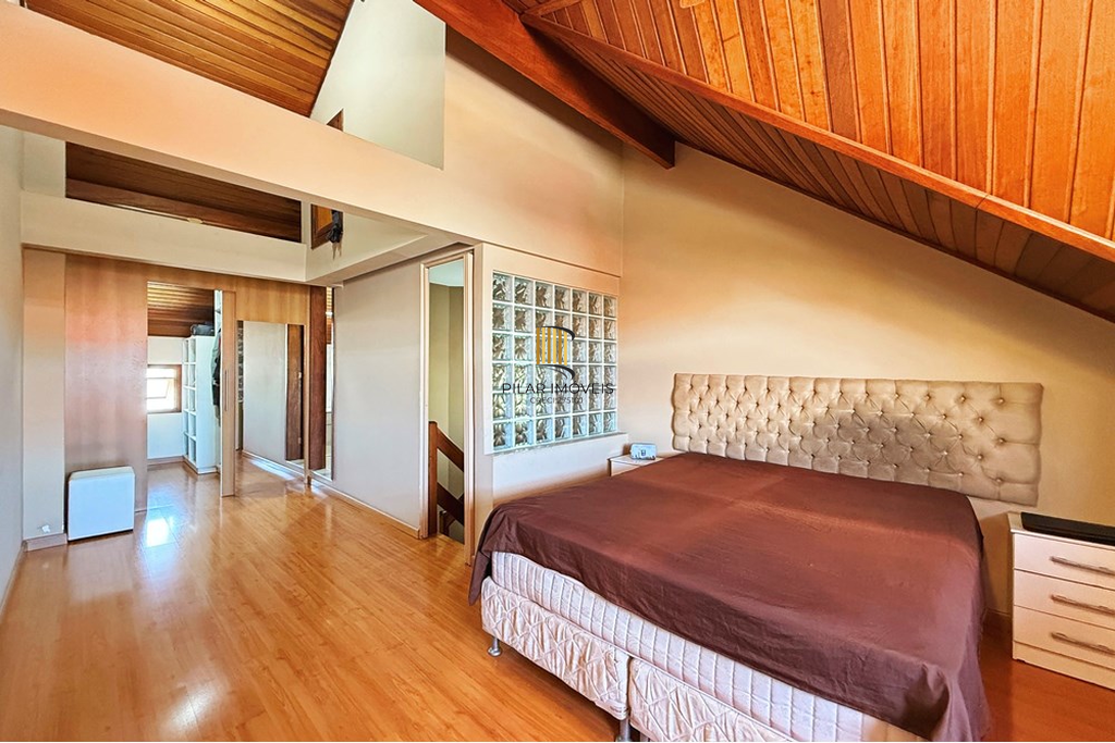 Casa de Condomínio 3 dormitórios no bairro Ipanema