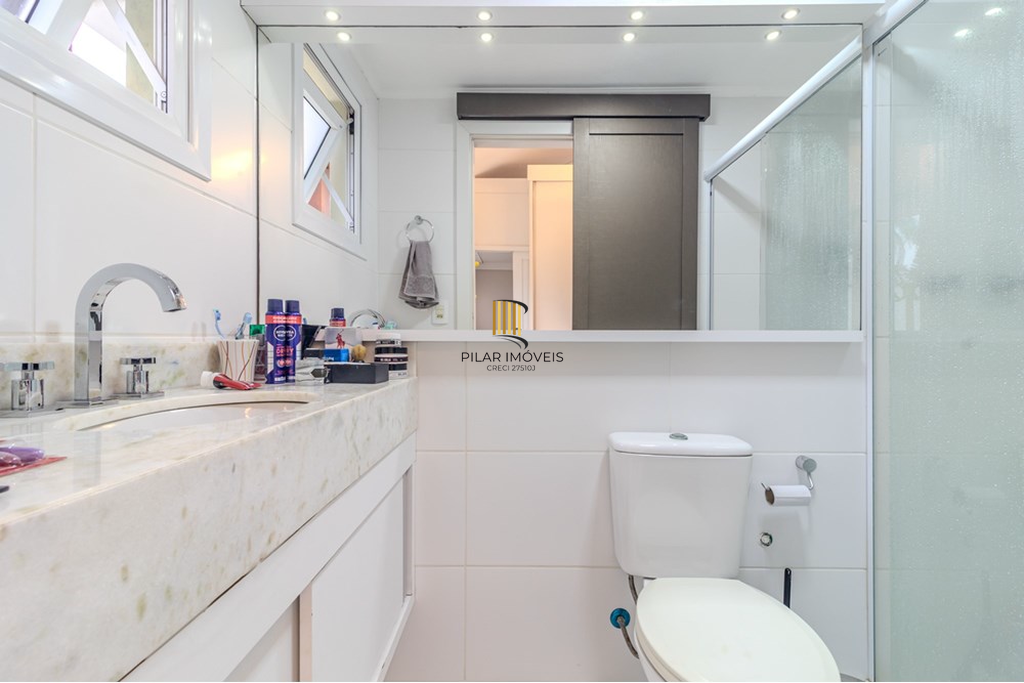 Casa de Condomínio 4 dormitórios no bairro Tristeza