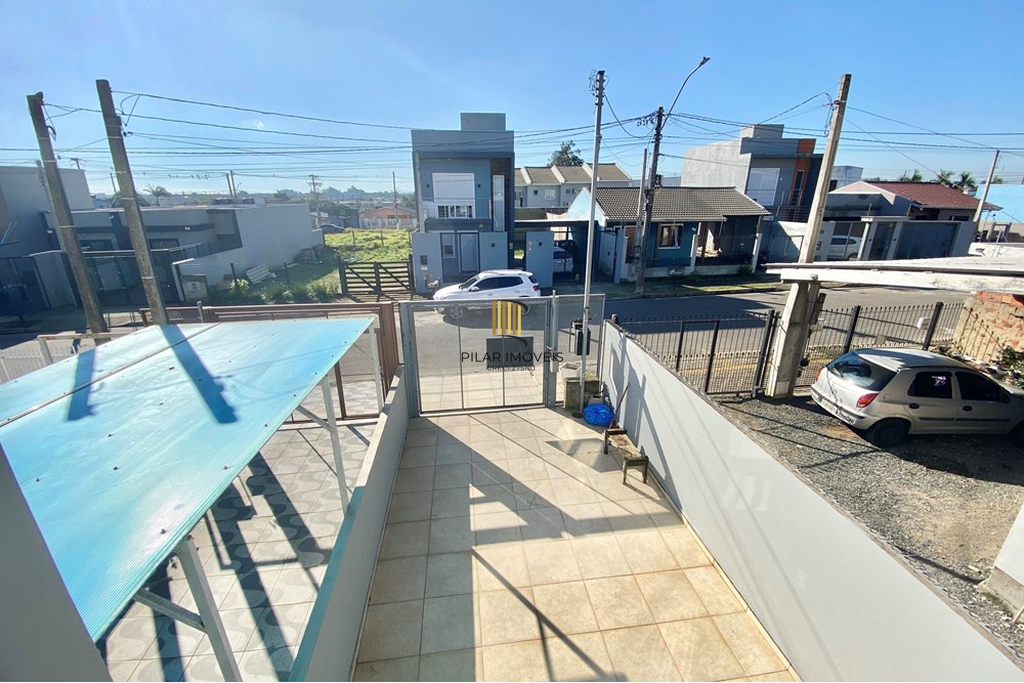 Casa 2 dormitórios no bairro Olaria