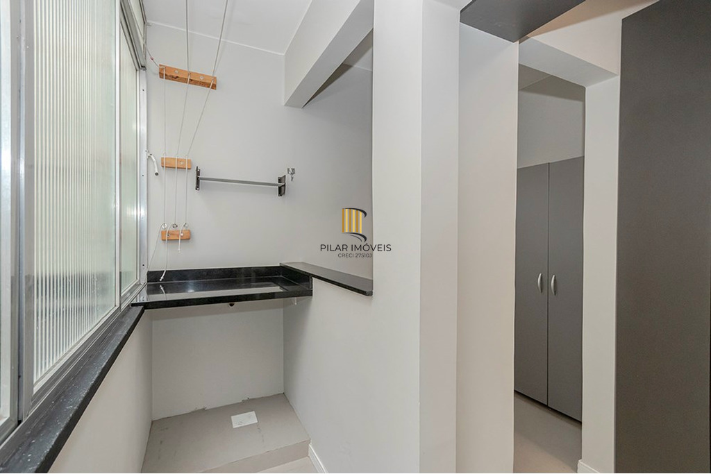 Apartamento 2 dormitórios no bairro Bom Fim