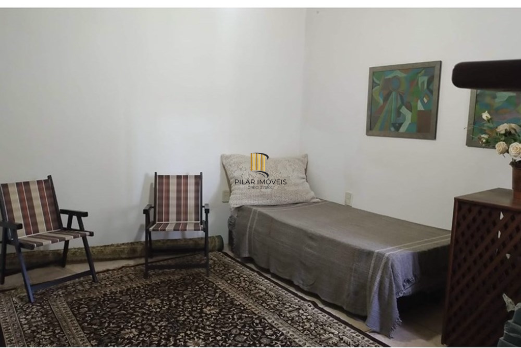 Casa 4 dormitórios no bairro Cristal