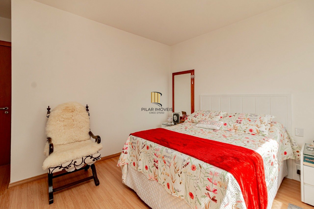 Apartamento 3 dormitórios no bairro Menino Deus