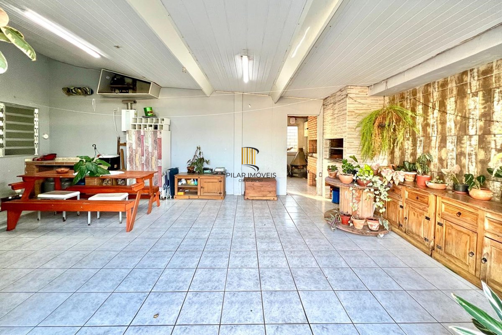 Casa 2 dormitórios no bairro Niterói