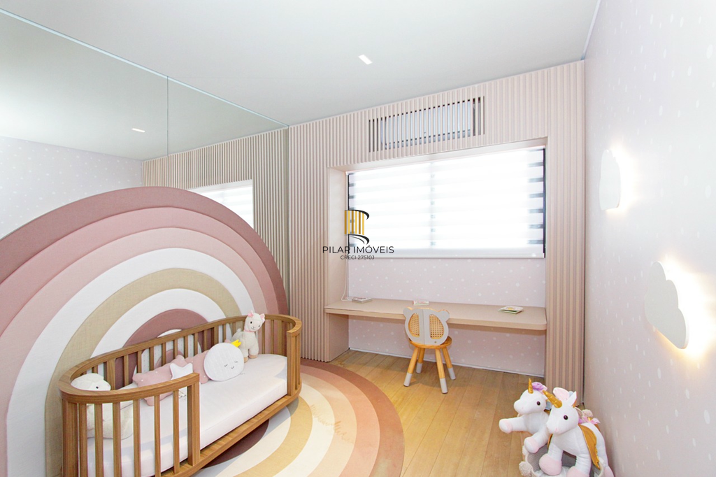 Apartamento 3 dormitórios no bairro Menino Deus