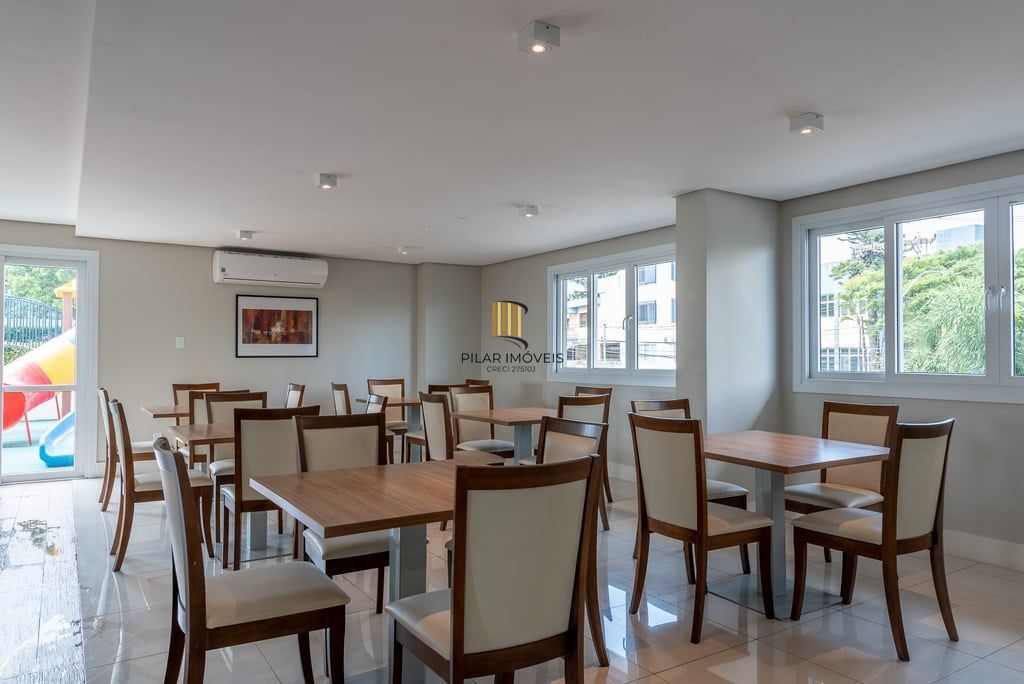 Apartamento 2 dormitórios no bairro Petrópolis