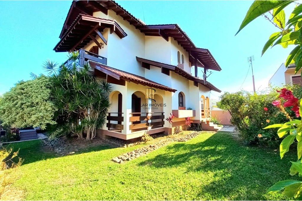 Casa 4 dormitórios no bairro Rolante