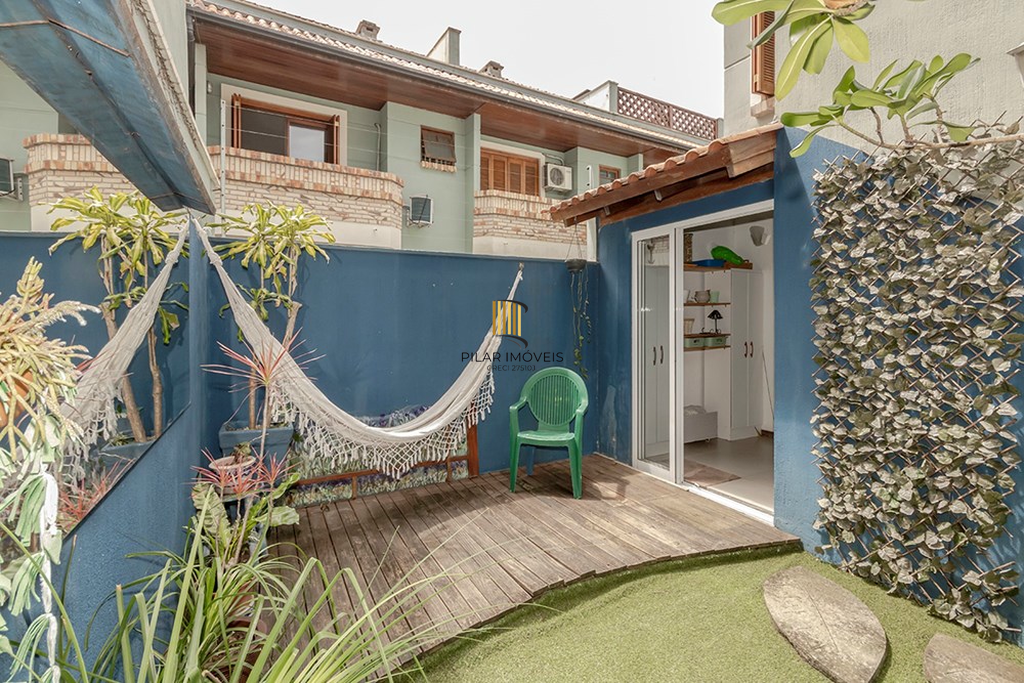 Casa de Condomínio 3 dormitórios no bairro Ipanema