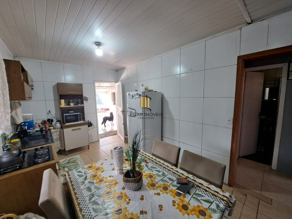 Casa 3 dormitórios no bairro Mathias Velho