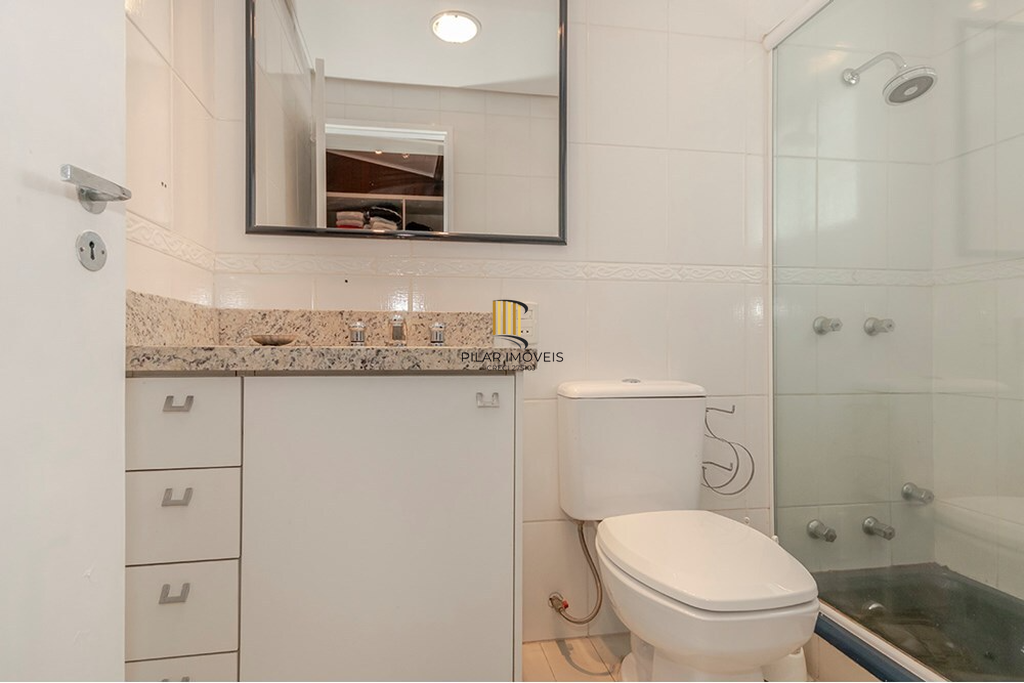 Casa 4 dormitórios no bairro Ipanema