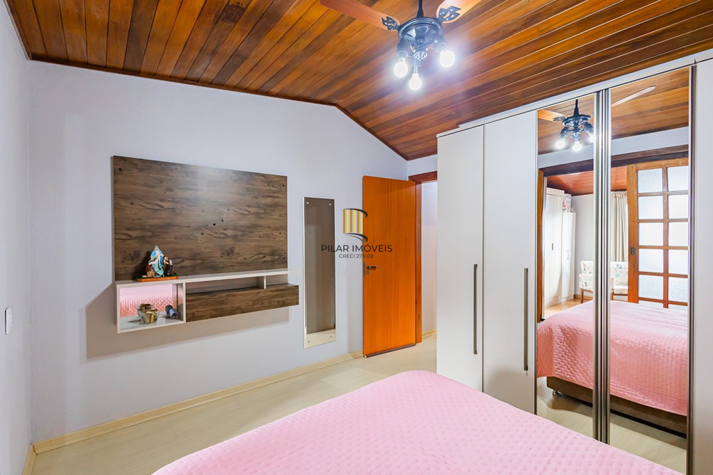 Casa de Condomínio 2 dormitórios no bairro Morro Santana