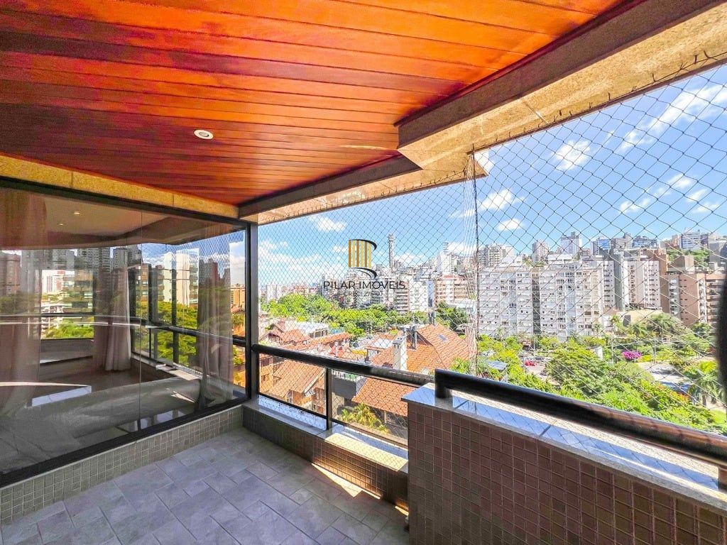 Apartamento 4 dormitórios no bairro Petrópolis