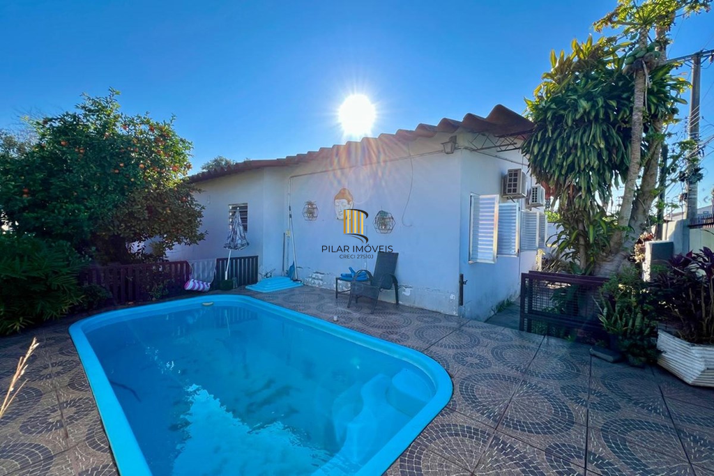 Casa 2 dormitórios no bairro Niterói