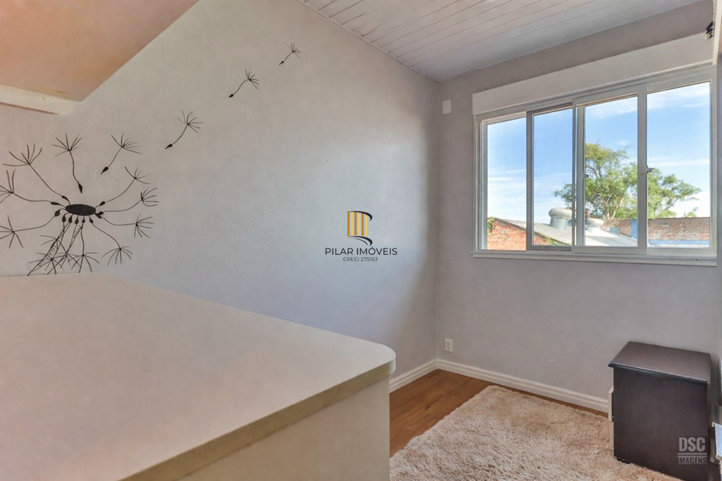 Casa de Condomínio 3 dormitórios no bairro Hípica