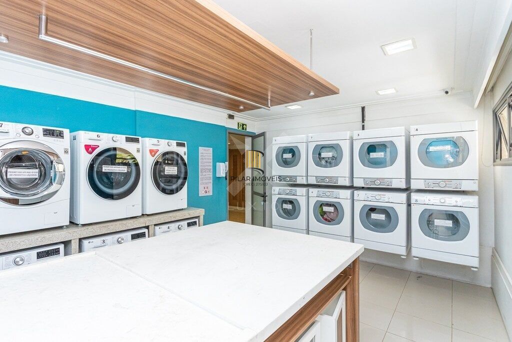 Apartamento 2 dormitórios no bairro Três Figueiras