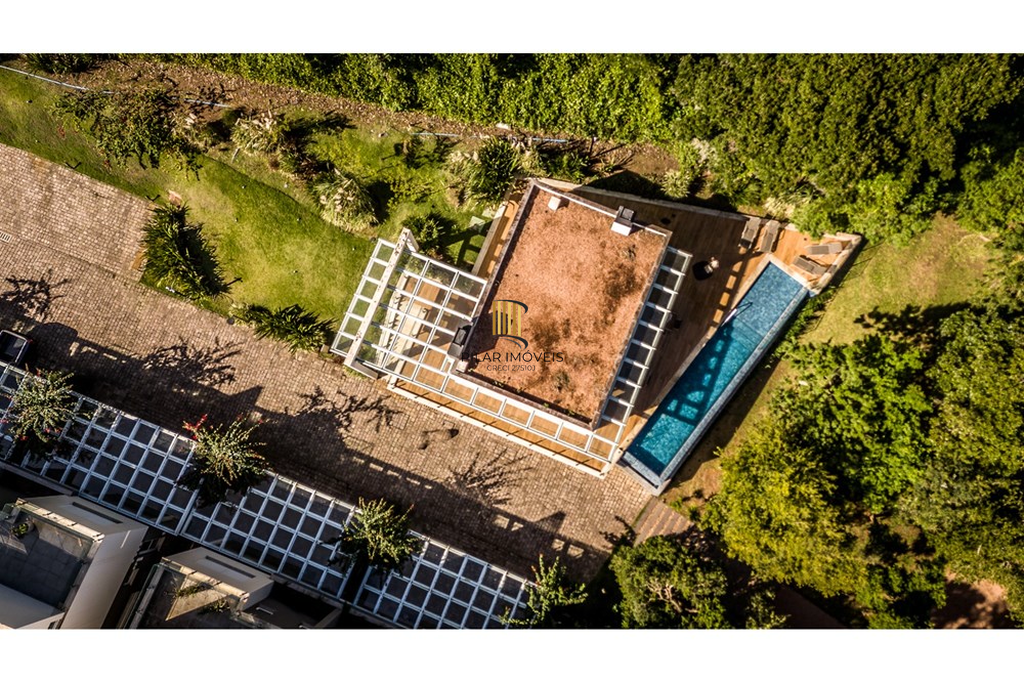 Casa de Condomínio 3 dormitórios no bairro Pedra Redonda