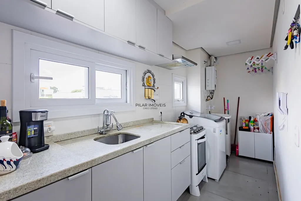 Apartamento 2 dormitórios no bairro Vila Ipiranga
