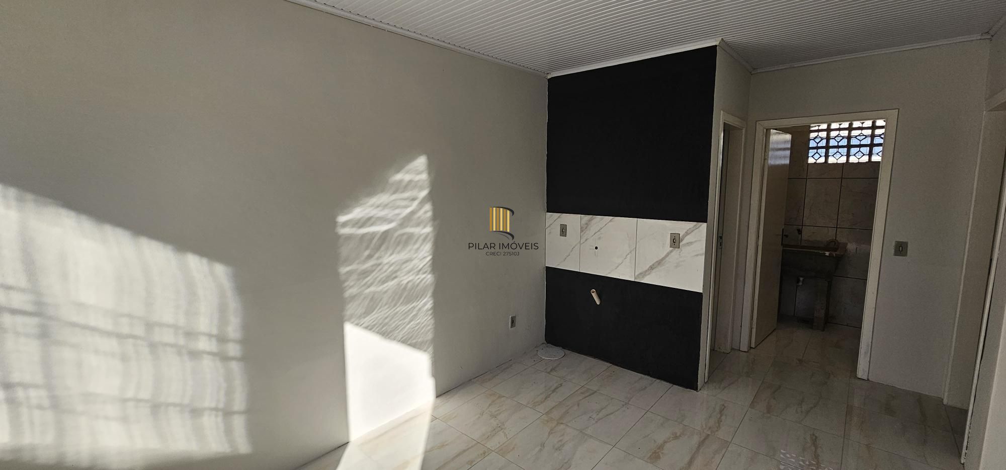 Casa com 02 dorm, vaga por convenção, 40 m², condomínio fechado, Alvorada