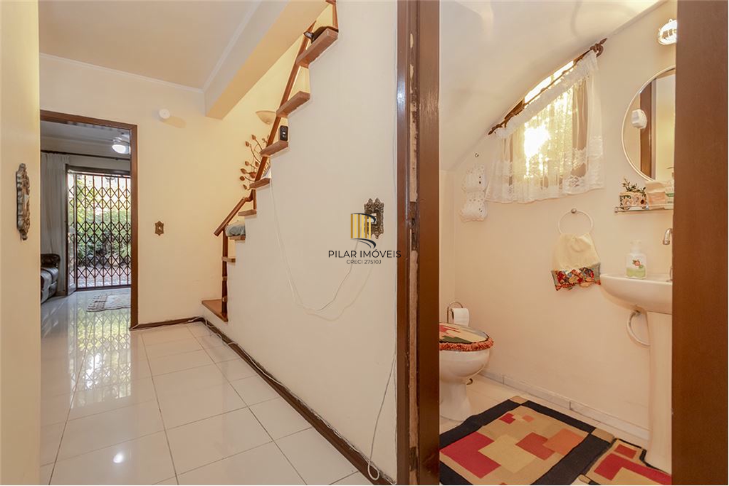 Casa 4 dormitórios no bairro Moinhos de Vento