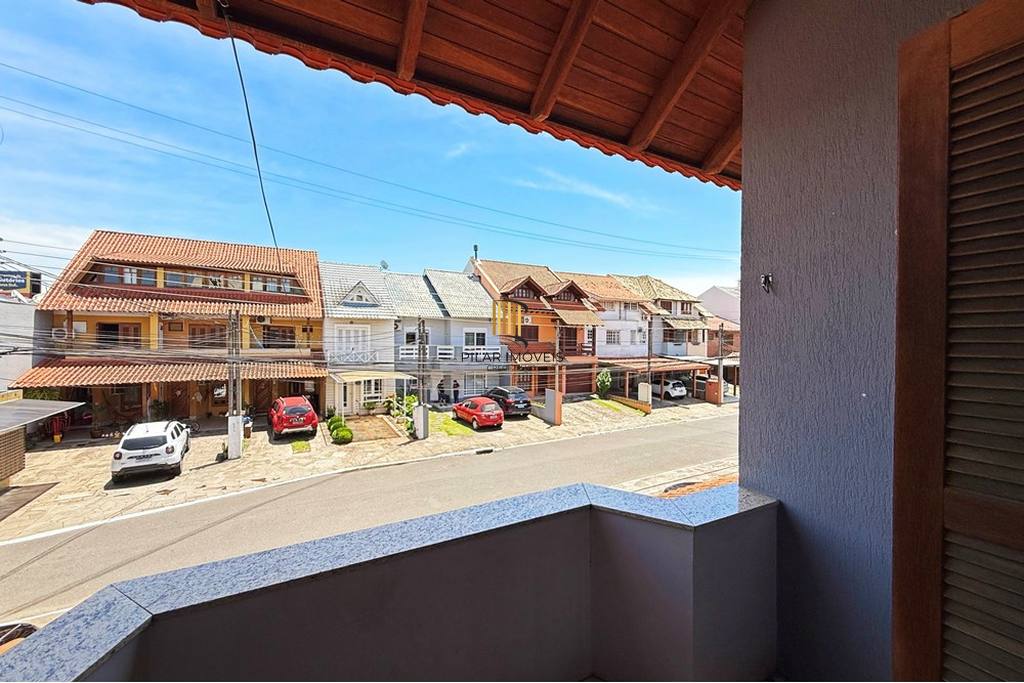 Casa de Condomínio 3 dormitórios no bairro Ipanema