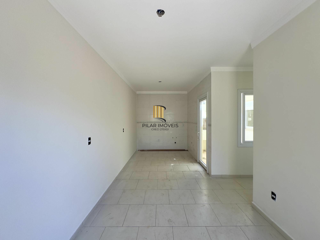 Casa de Condomínio 2 dormitórios no bairro Olaria