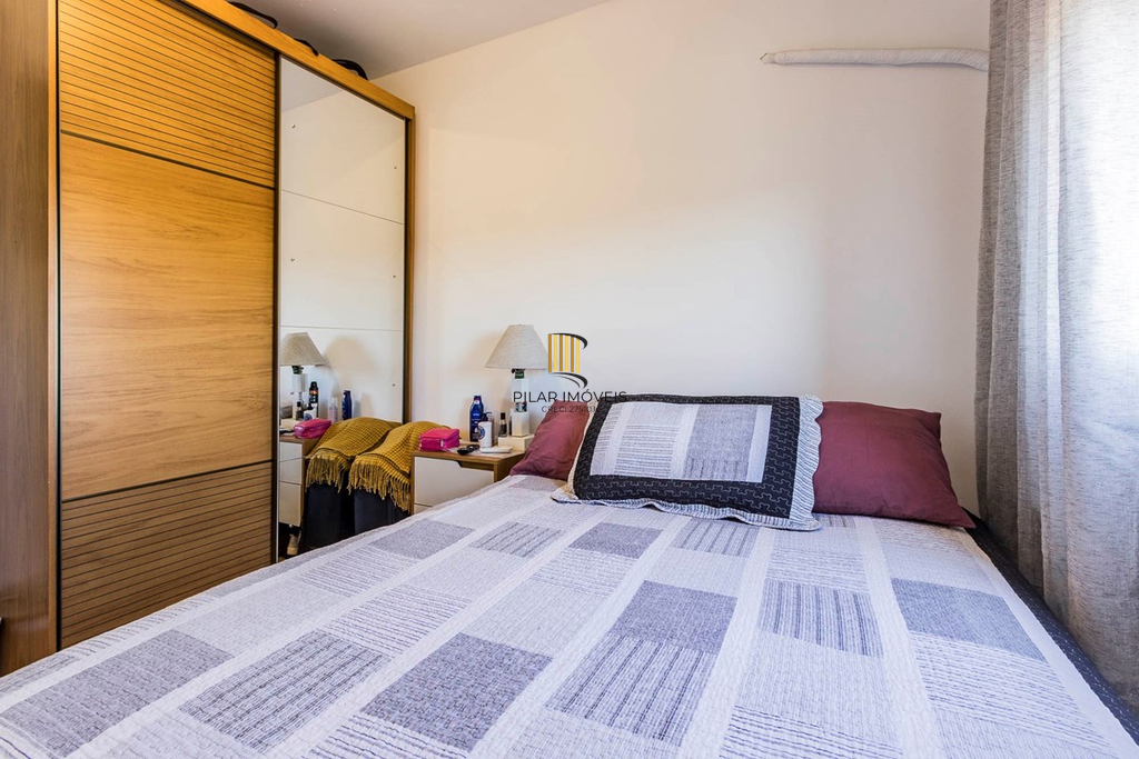 Apartamento 2 dormitórios no bairro Glória
