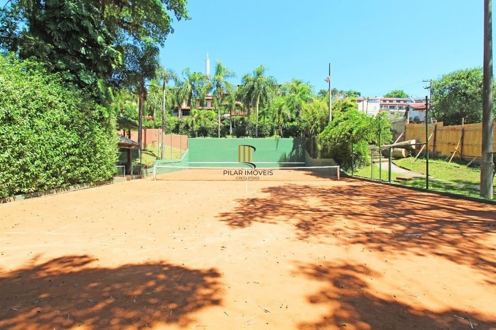 Casa de Condomínio 4 dormitórios no bairro Santa Tereza