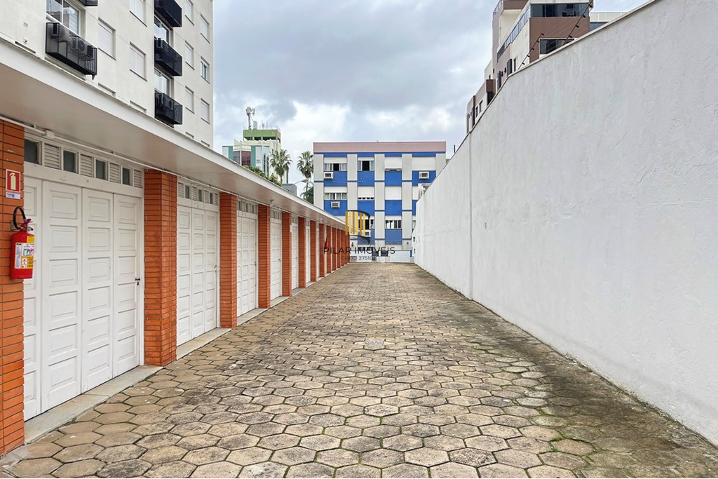 Apartamento 3 dormitórios no bairro Menino Deus