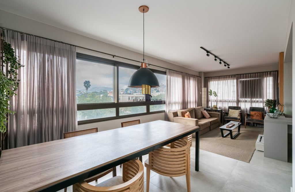 Apartamento 3 dormitórios no bairro Menino Deus