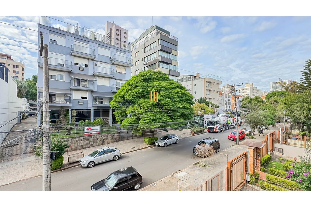Cobertura 3 dormitórios no bairro Petrópolis