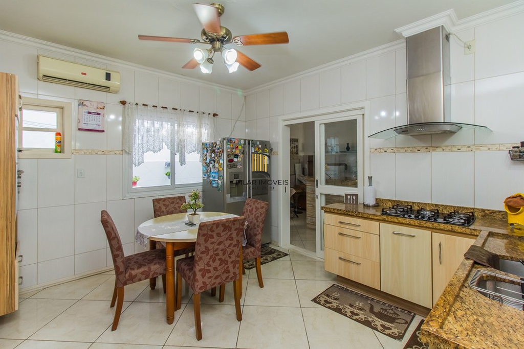 Casa de Condomínio 3 dormitórios no bairro Marechal Rondon