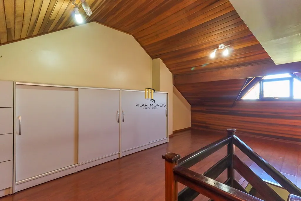 Casa 3 dormitórios no bairro Sarandi