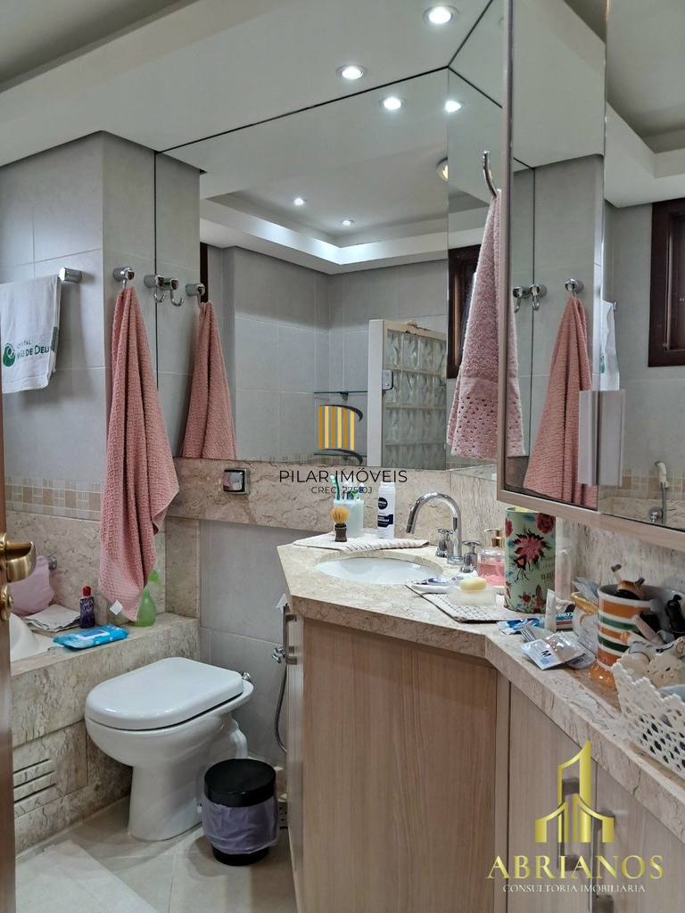 Cobertura 3 dormitórios no bairro Menino Deus