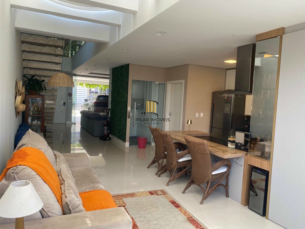 Casa de Condomínio 3 dormitórios no bairro Passo das Pedras