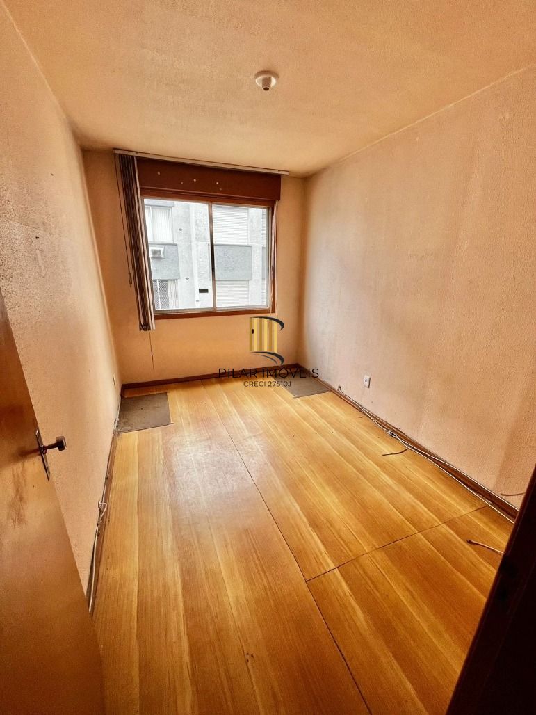 Apartamento 2 dormitórios no bairro Vila Ipiranga