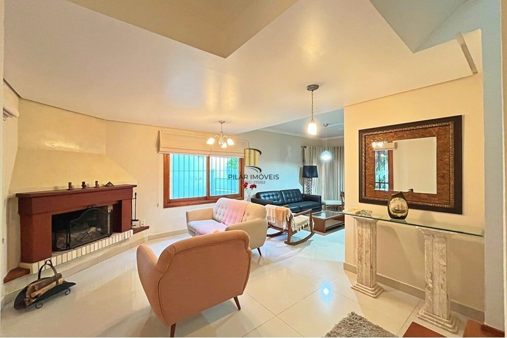 Casa 3 dormitórios no bairro Espírito Santo