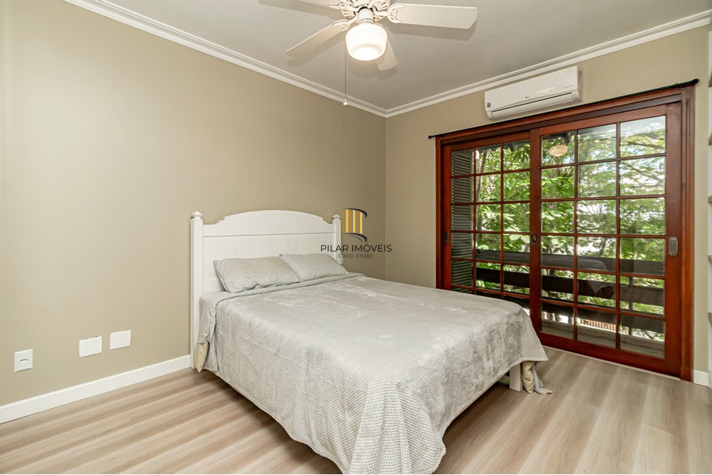 Casa de Condomínio 4 dormitórios no bairro Bela Vista