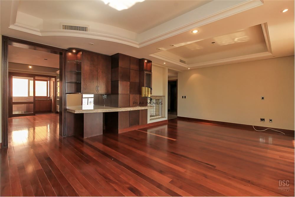 Apartamento 4 dormitórios no bairro Mont Serrat