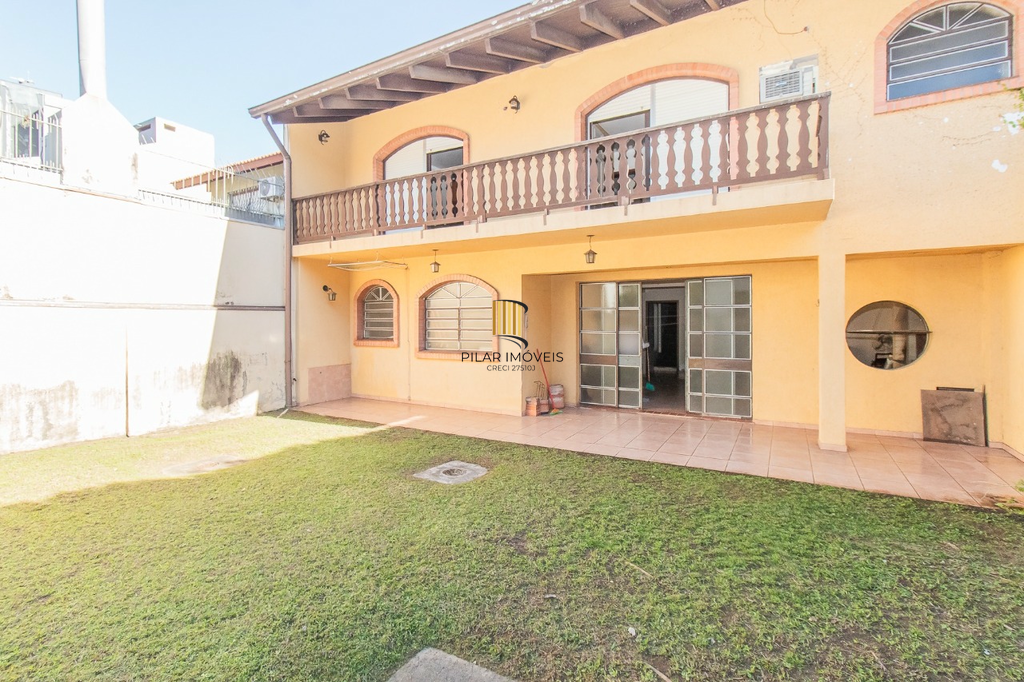 Casa 4 dormitórios no bairro Boa Vista